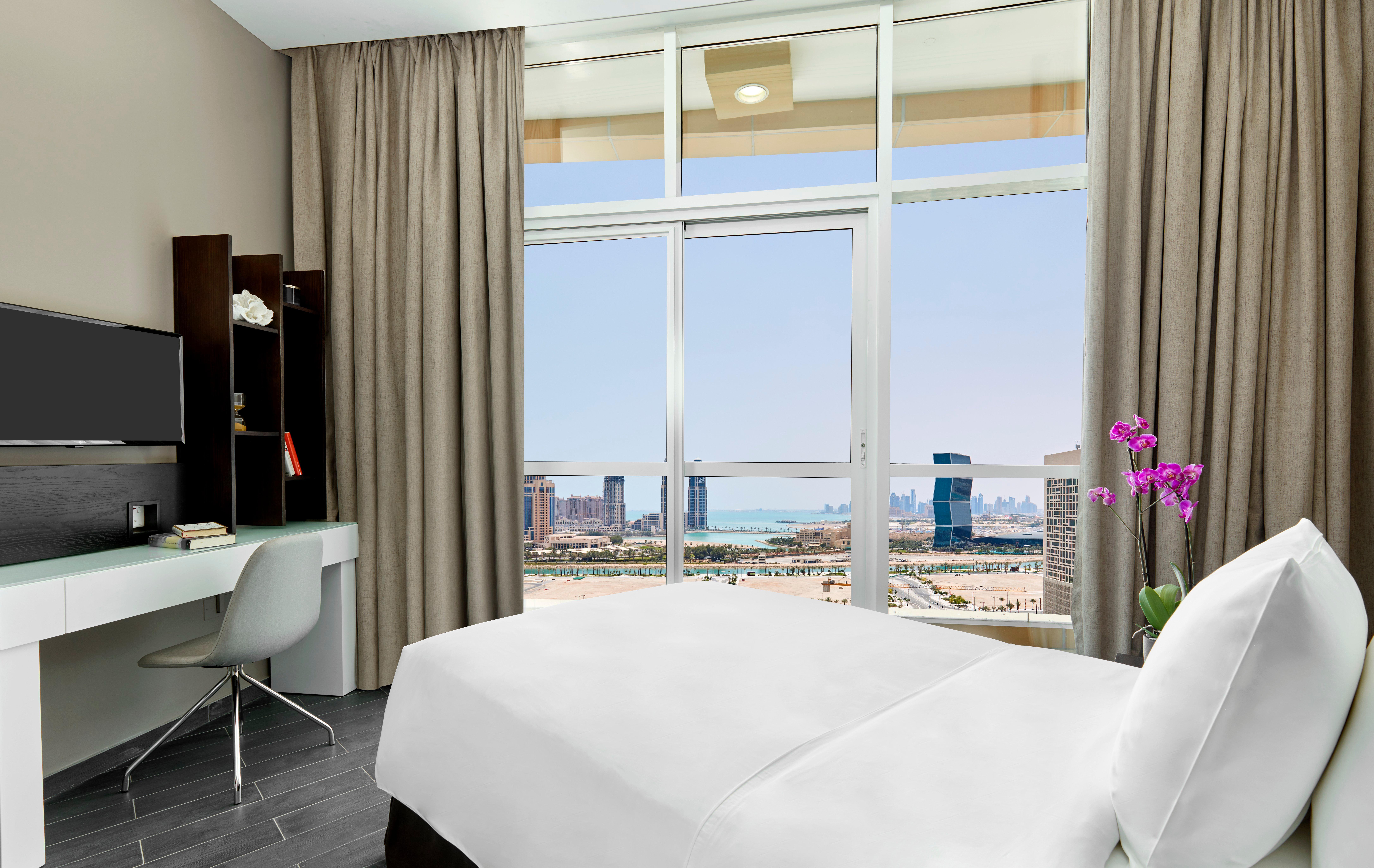 Staybridge Suites - Doha Lusail By Ihg Buitenkant foto