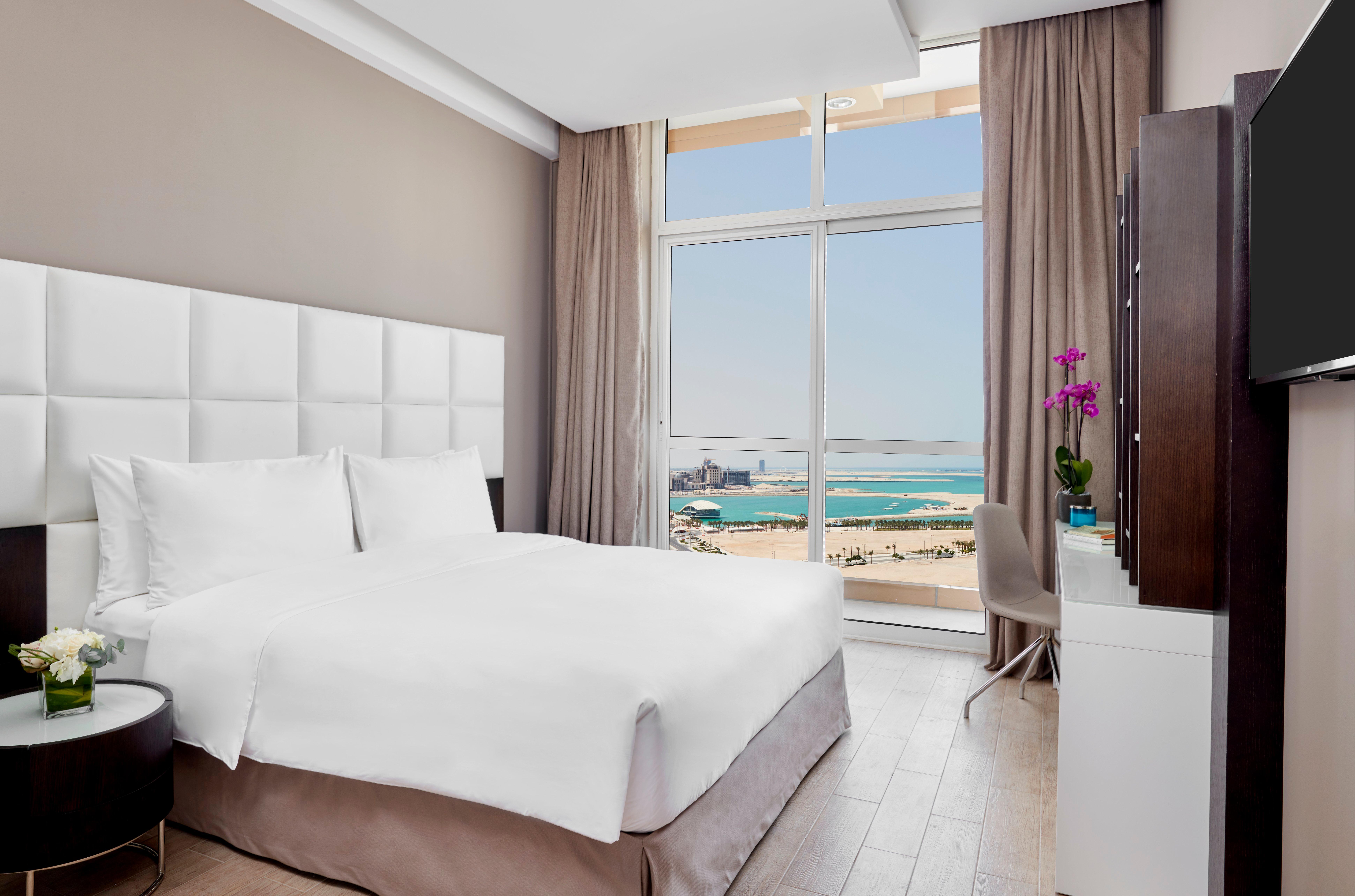 Staybridge Suites - Doha Lusail By Ihg Buitenkant foto